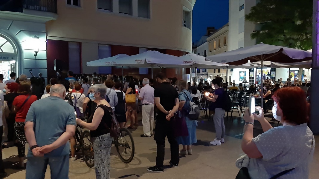 Femenicidi terrasses Santa Coloma